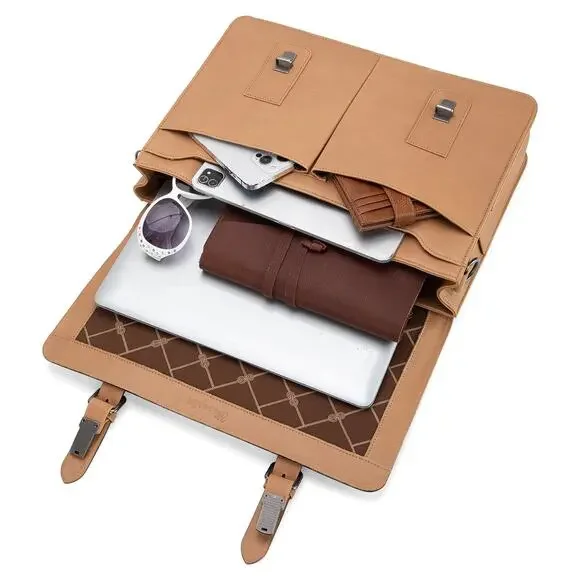 Wrangler Tan Genuine Leather Tooled Travel/Laptop/Messenger Bag *NEW in Package* - Picture 7 of 10